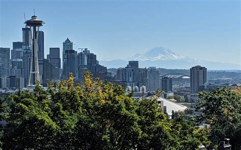 How to See Mt. Rainier From Seattle: Where To Get the Best Views ...