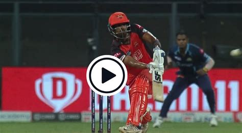 Watch Unknown Ipl Batter Smashes Lightning Quick Lockie Ferguson For