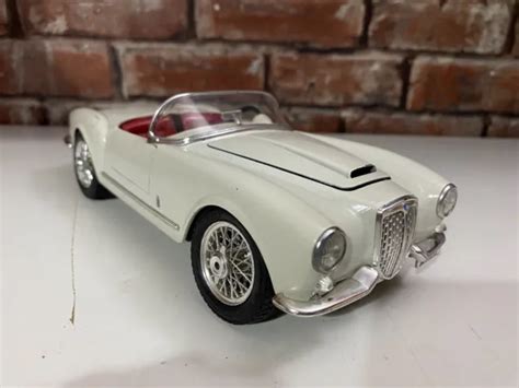 BBURAGO 1 18 SCALE 1955 Lancia Aurelia B24 Spider 10 00 PicClick UK