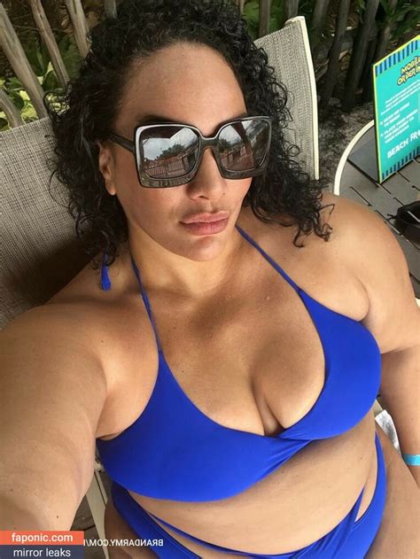 Linafanene Aka Nia Jax Lina Fanene Nude Leaks Faponic