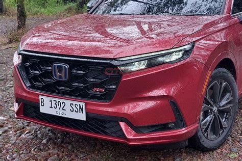 Serupa Tapi Tak Sama Ini Bedanya Honda CR V Turbo Dan Hybrid