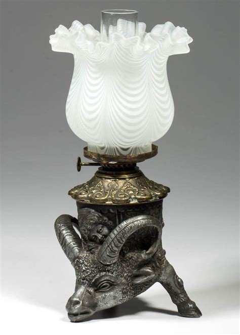 Ram Head Figural Verre Moire Nailsea Miniature Oil Oil Lamps Antique Lamps Lamp