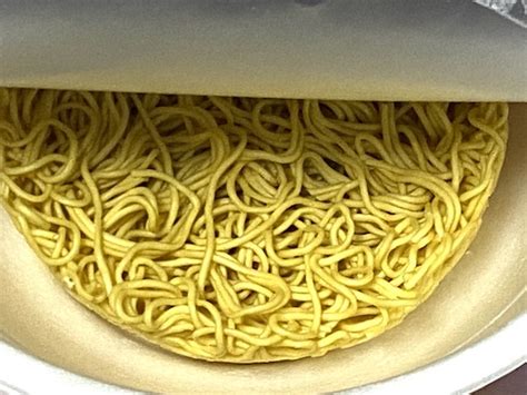 完全メシのufo汁なし担々麺はまずい？美味しい？食べてみた口コミ感想 ウェブログサーガ