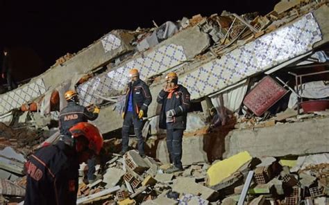 Terremoto In Turchia Scossa Di Magnitudo 6 8 Almeno 20 Morti Sky TG24