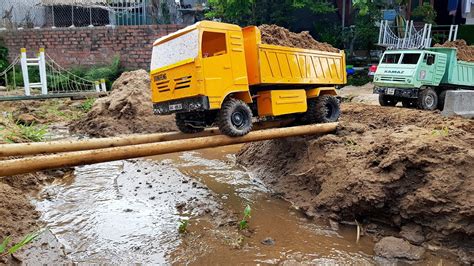 MINIATUR TRUK RC HINO 500 ISUZU GIGA 4 MUAT TANAH MELEWATI