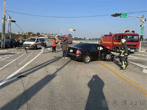 有片 金門20歲男搶黃燈高速撞對向車 工友外出送文件挨撞 恐怖撞擊畫面曝