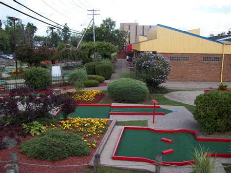 Miniature Golf | Things To Do | Adventure Landing | Buffalo, NY