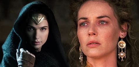 Connie Nielsen Interpretar A Rainha Hip Lita No Filme Solo Da Mulher