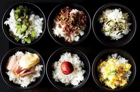 Dinner in a bowl: rice with toppings