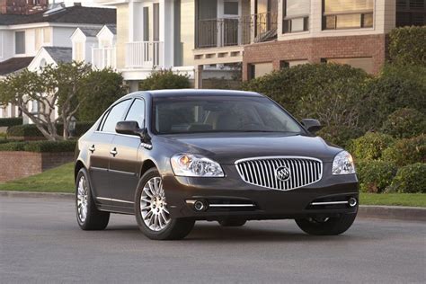 2011 Buick Lucerne Specs Pictures Trims Colors