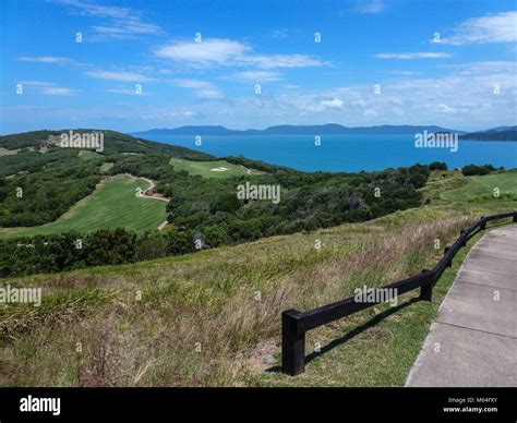 Dent Island Golf Australia Hi Res Stock Photography And Images Alamy