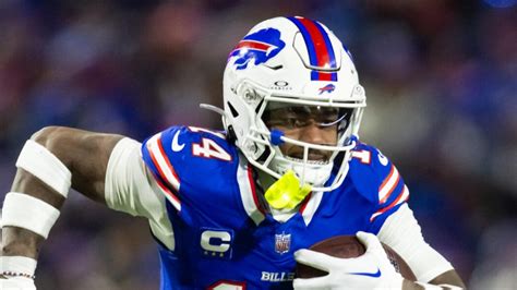 Bills Gm Brandon Beane Discusses Future Of Wr Stefon Diggs Yardbarker