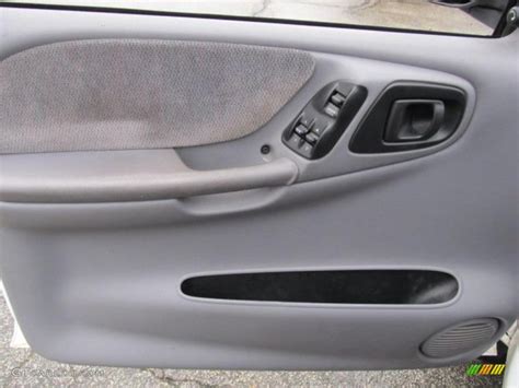 Dodge Dakota Slt Extended Cab X Mist Gray Door Panel Photo