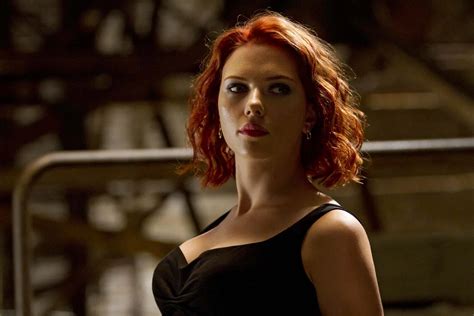 Actriz Scarlett Johansson demanda a aplicación de inteligencia