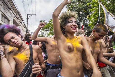 Nude Samba Dancers Telegraph