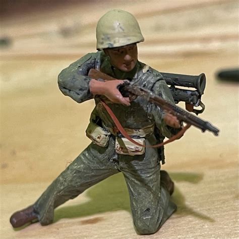 US Marines Iwo Jima Plastic Model Military Figure Kit 1 35 Scale