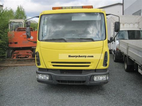 Iveco ML80EL17 2005 Breakdown Truck Photo And Specs