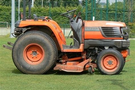 Hydrostatic Vs Manual Tractor