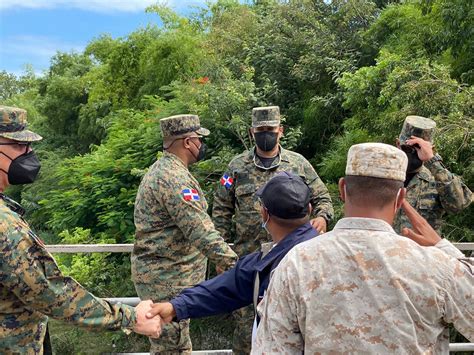 Comandante Del Ejercito Supervisa Zona Fronteriza De Dajab N Y