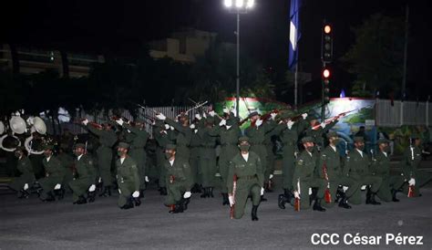 Todo Listo Para El Desfile Militar Pueblo Ej Rcito Ministerio De