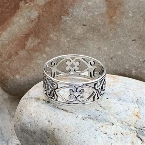 Hearts Flowers Filigree Ring Gle Good Living Essentials