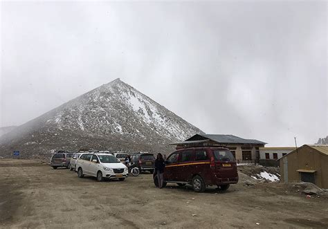 snowfall-in-ladakh-2 - Vargis Khan