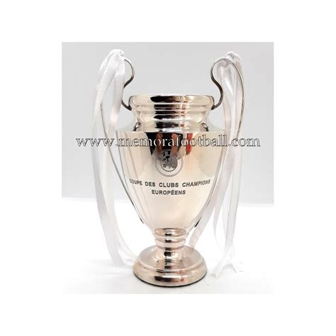 REAL MADRID CF 2017-18 UEFA Champions League player trophy