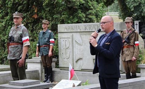 Mieszkańcy Ziemi Norwida i Miasta Cudu nad Wisłą uczcili 79 rocznicę