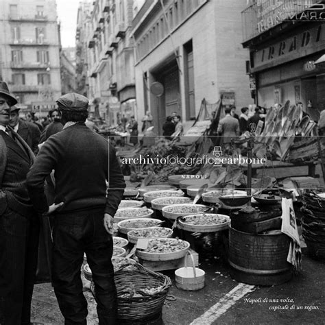 Napoli Archivio Fotografico Carbone Via Santa Brigida Mercato Del