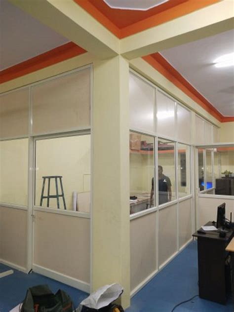 Color Coated Alluminium Aluminium Partition Fabrication Work At Rs