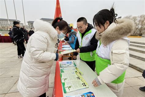 【新时代文明实践】团县委积极参加高台县“雷锋精神永传承·文明实践我先行”志愿服务暨“红色高台·文明有我”系列宣传活动启动仪式 高台县人民政府门户网站