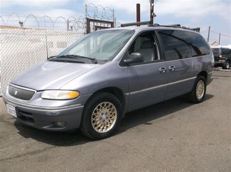 Sell Used 1996 Chrysler Town And Country No Reserve In Orange