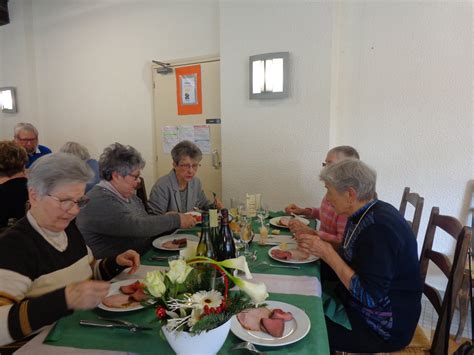 Chalon Sur Sa Ne Repas De No L Repas De No L Organis Par Accueil