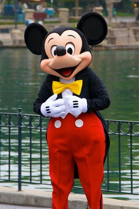 Mickey Mouse In Disneyland Photo By PeterPanFan Flickr