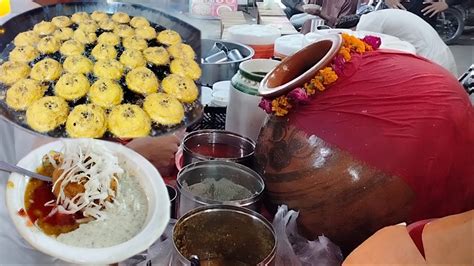 Laddu Peethi And Gol Gappay In Lahore Pani Puri Lahore Street Food Pakistani Street Food