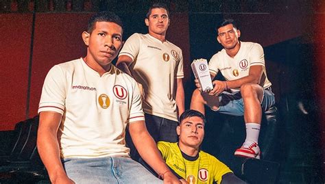 Universitario de Deportes presentó nueva camiseta edición 2024 con