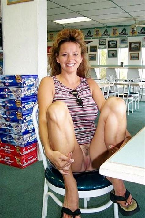 Hot Moms In Public