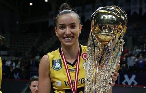 Vakıfbank ta beklenen oldu Gabi Guimaraes tarihe geçecek Voleybol