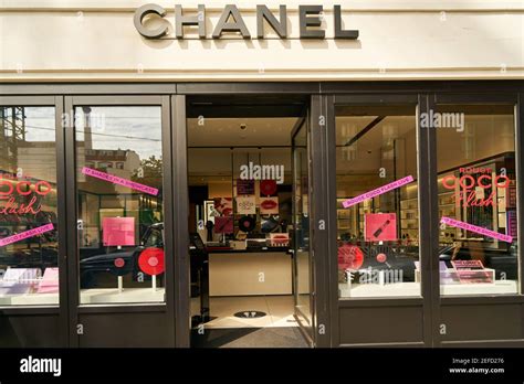 BERLIN, July 2020: Chanel brand store with open door at daytime Stock ...