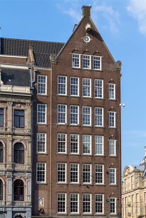 Traditionele Oude Gebouwen In Amsterdam Stock Afbeelding Image Of