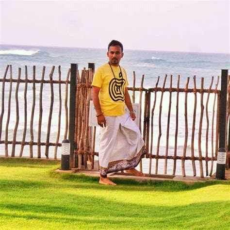 Sarong Lungi Sri Lankan How To Wear Sarong