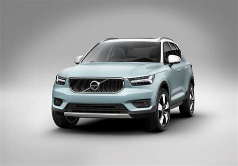 XC40 Momentum Exterior Volvo Cars Global Media Newsroom