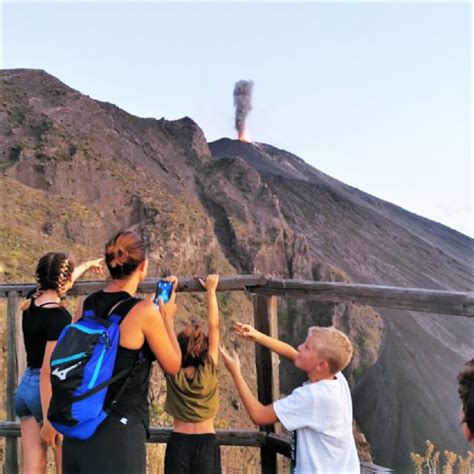 Trekking Escursione Stromboli Al Tramonto Alla Sciara Del Fuoco