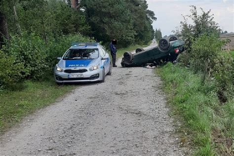 Kolizja ucieczka i dachowanie pijanej kierującej