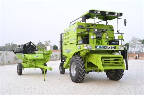 Feet Stainless Steel Mini Combine Harvester As Acres Hr