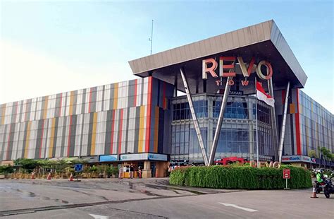 Revo Town Bekasi Alamat Jam Buka Fasilitas Store