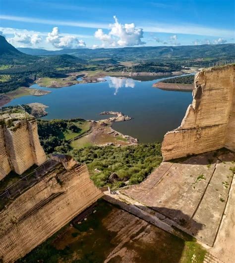 Monteleone Rocca Doria Mette In Mostra I Suoi Gioielli La Nuova Sardegna