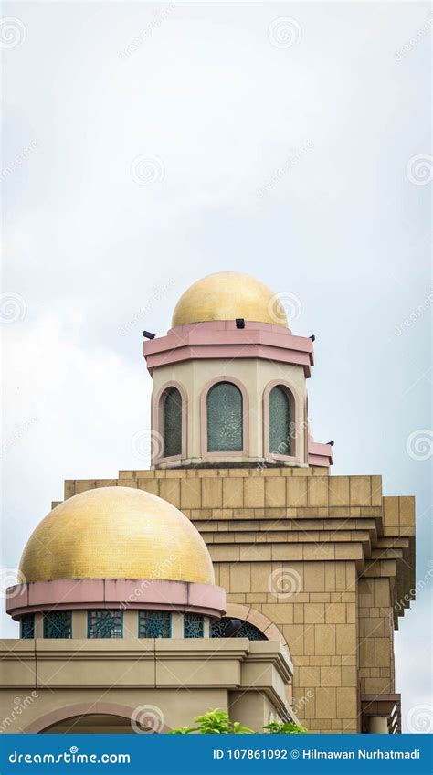 Samarinda Islamic Center Mosque, Indonesia Stock Photo - Image of pray, religion: 107861092