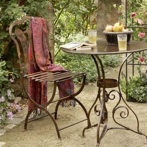 Chaise Dalem En Fer Marron Vieilli Chaises De Jardin Loberon Iziva