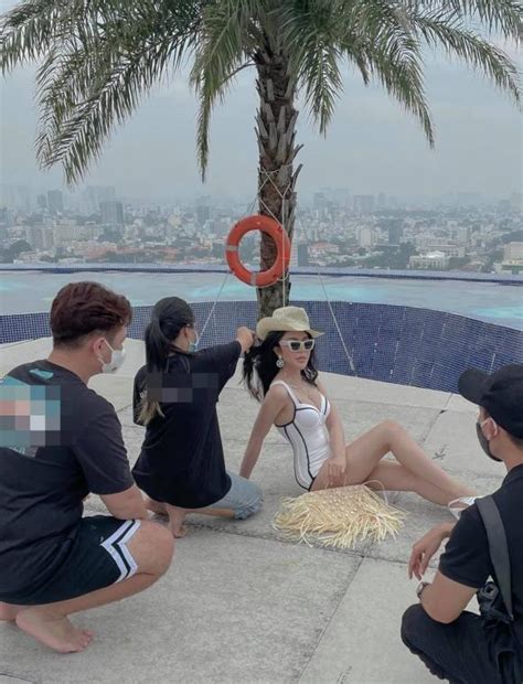 Hậu drama đá xéo Ngọc Trinh Lily Chen tung loạt ảnh bikini khoe body